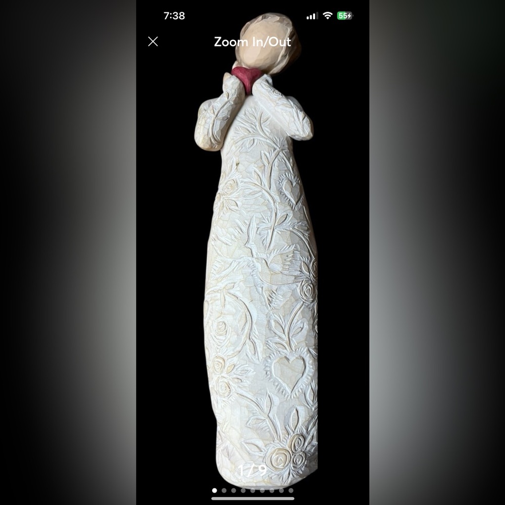 Willow tree figurine.  I love you. Woman with a heart